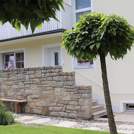 Schoene Ferienwohnung Vor Den Toren Pullman Citys Aicha vorm Wald ภายนอก รูปภาพ