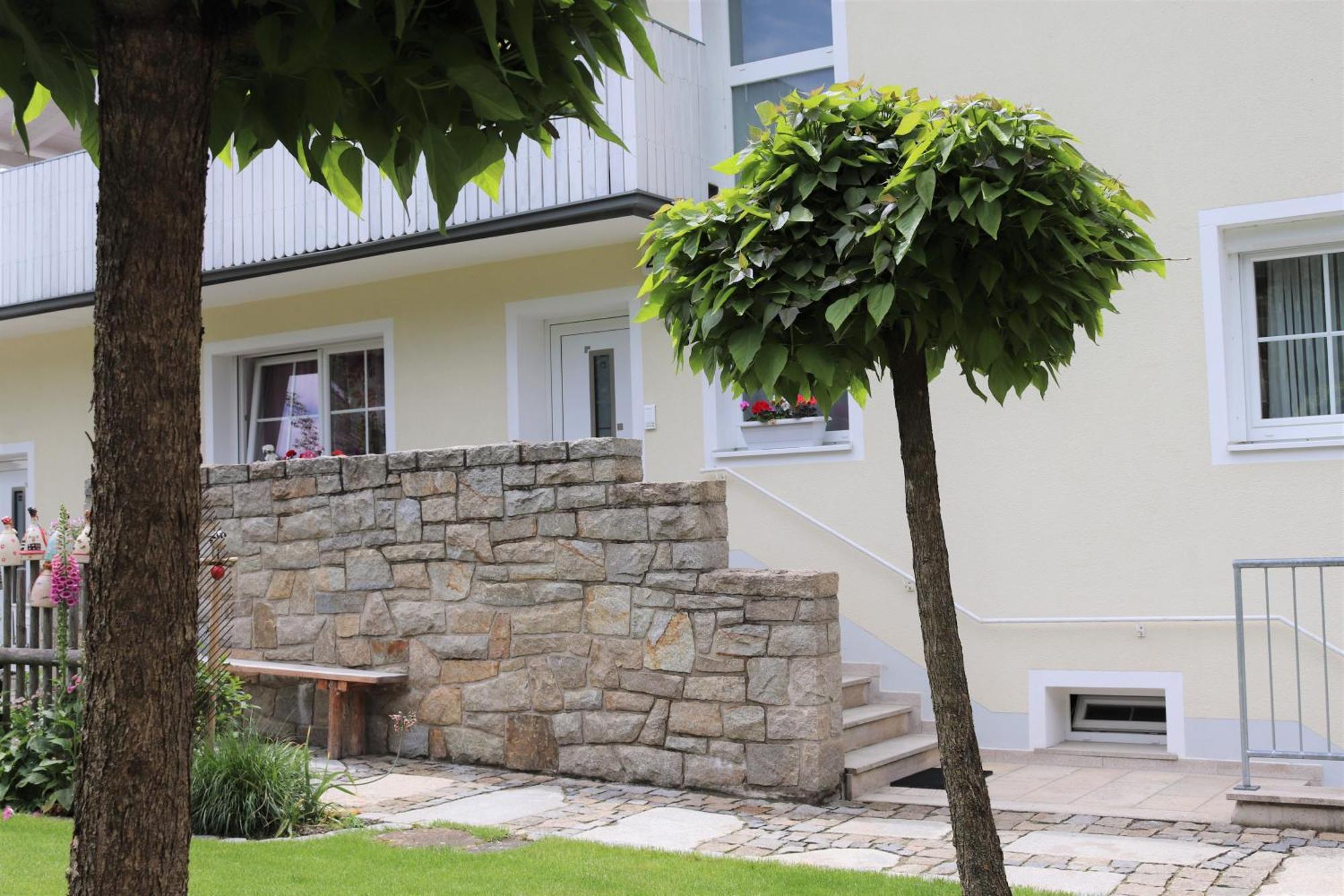 Schoene Ferienwohnung Vor Den Toren Pullman Citys Aicha vorm Wald ภายนอก รูปภาพ