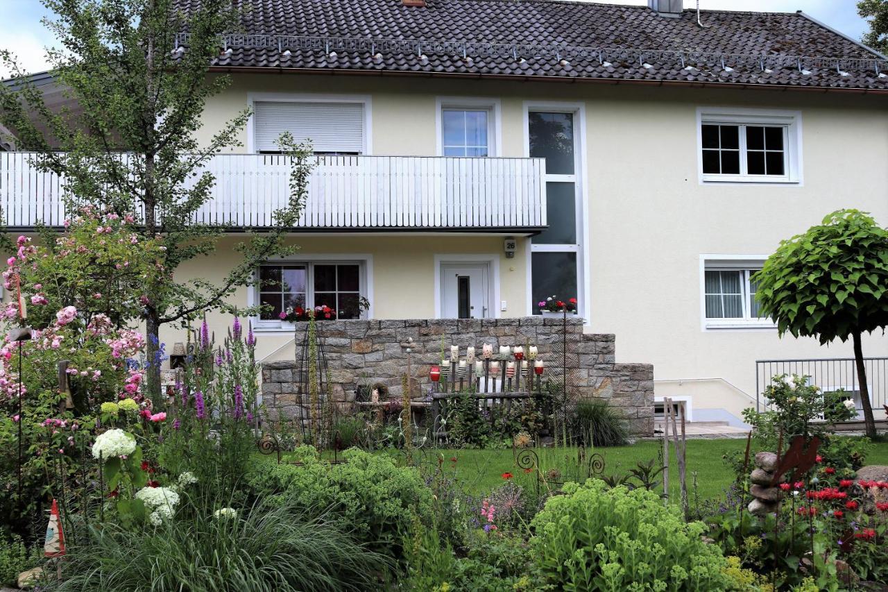 Schoene Ferienwohnung Vor Den Toren Pullman Citys Aicha vorm Wald ภายนอก รูปภาพ